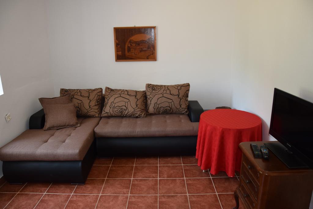 Beach House Buljarica Petrovac Bagian luar foto